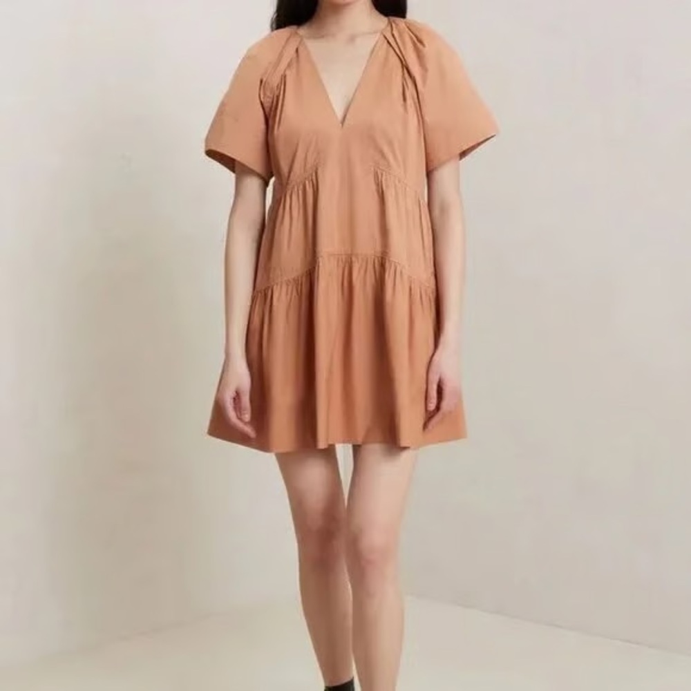 A.L.C CAMILA OVERSIZED SLEEVE TIERED MINI DRESS IN CAFE LATTE
